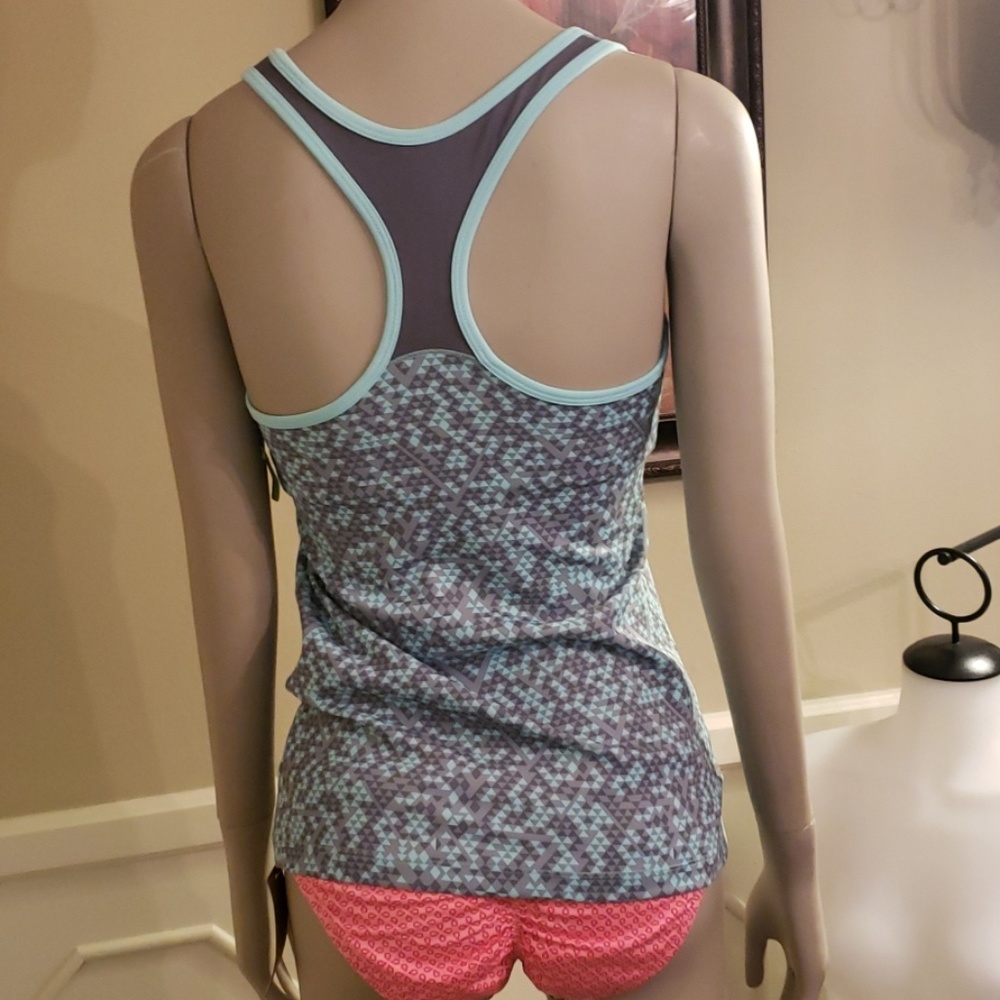 New Balance yoga top
